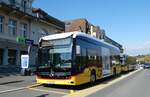 Spiez/899712/281088---postauto-bern---be (281'088) - PostAuto Bern - BE 610'545/PID 12'124 - eMercedes am 9. Oktober 2025 beim Bahnhof Spiez