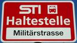 Thun/735388/128200---sti-haltestellenschild---thun-militaerstrasse (128'200) - STI-Haltestellenschild - Thun, Militrstrasse - am 1. August 2010