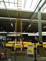 (145'124) - STI-Turmleiter am 16. Juni 2013 in Thun, Garage