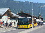 Wilderswil/746692/227451---postauto-bern---be (227'451) - PostAuto Bern - BE 610'543 - Mercedes am 21. August 2021 beim Bahnhof Wilderswil