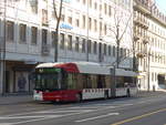 Fribourg/653625/203067---tpf-fribourg---nr (203'067) - TPF Fribourg - Nr. 523 - Hess/Hess Gelenktrolleybus am 24. Mrz 2019 beim Bahnhof Fribourg