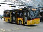 chur/791757/241248---postauto-graubuenden---gr (241'248) - PostAuto Graubnden - GR 81'323 - Solaris am 13. Oktober 2022 in Chur, Postautostation
