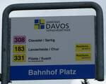 davos/791296/241119---gemeinde-davos-verkehrsbetrieb-haltestellenschild-- (241'119) - GEMEINDE DAVOS VERKEHRSBETRIEB-Haltestellenschild - Davos, Bahnhof Platz - am 12. Oktober 2022