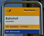 (241'110) - PostAuto-Haltestellenschild - Samedan, Bahnhof - am 12. Oktober 2022