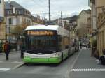 (148'005) - transN, La Chaux-de-Fonds - Nr. 132 - Hess/Hess Gelenktrolleybus (ex TN Neuchtel Nr. 132) am 8. November 2013 in Neuchtel, Place Pury