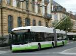 (255'238) - transN, La Chaux-de-Fonds - Nr. 150 - Hess/Hess Gelenktrolleybus (ex TN Neuchtel Nr. 150) am 16. September 2023 in Neuchtel, Place Pury