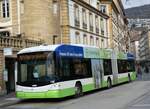 (258'925) - transN, La Chaux-de-Fonds - Nr. 136 - Hess/Hess Gelenktrolleybus (ex TN Neuchtel Nr. 136) am 26. Januar 2024 in Neuchtel, Place Pury