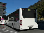 (256'139) - Intertours, Domdidier - Nr. 491/FR 300'491 - Mercedes (ex Steiner, Ortschwaben Nr. 12/PID 4289) am 16. Oktober 2023 beim Bahnhof Giswil