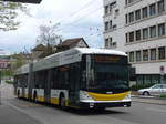 (179'675) - VBSH Schaffhausen - Nr. 104 - Hess/Hess Gelenktrolleybus am 17. April 2017 beim Bahnhof Schaffhausen
