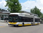 (193'949) - VBSH Schaffhausen - Nr. 101 - Hess/Hess Gelenktrolleybus am 10. Juni 2018 beim Bahnhof Schaffhausen