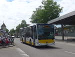 Schaffhausen/702902/217755---vbsh-schaffhausen---nr (217'755) - VBSH Schaffhausen - Nr. 33/SH 38'033 - Mercedes am 8. Juni 2020 beim Bahnhof Schaffhausen