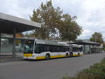 (222'199) - VBSH Schaffhausen - Nr. 10/SH 38'010 - Mercedes am 21. Oktober 2020 beim Bahnhof Schaffhausen