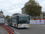 Schaffhausen/719017/222209---vbsh-schaffhausen---nr (222'209) - VBSH Schaffhausen - Nr. 2/SH 12'502 - Mercedes (ex SB Schaffhausen Nr. 2) am 21. Oktober 2020 beim Bahnhof Schaffhausen