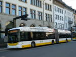 (248'062) - VBSH Schaffhausen - Nr. 104 - Hess/Hess Gelenktrolleybus am 6. April 2023 beim Bahnhof Schaffhausen