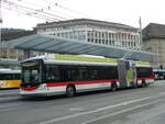 St. Gallen/754764/229004---st-gallerbus-st-gallen (229'004) - St. Gallerbus, St. Gallen - Nr. 186 - Hess/Hess Gelenktrolleybus am 13. Oktober 2021 beim Bahnhof St. Gallen