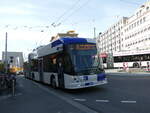 (228'917) - TL Lausanne - Nr. 807 - Hess/Hess Gelenktrolleybus am 11. Oktober 2021 beim Bahnhof Lausanne