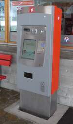(189'015) - TMR-Billetautomat am 3. Mrz 2018 beim Bahnhof Les Marcottes