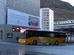 Visp/431597/158223---bus-trans-visp---vs (158'223) - BUS-trans, Visp - VS 372'637 - Irisbus am 4. Januar 2015 beim Bahnhof Visp
