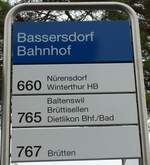 bassersdorf/744630/163435---zvv-haltestellenschild---bassersdorf-bahnhof (163'435) - ZVV-Haltestellenschild - Bassersdorf, Bahnhof - am 15. August 2015