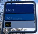 zvv/841669/260159---zvv-haltestellenschild---maur-dorf (260'159) - ZVV-Haltestellenschild - Maur, Dorf - am 4. M�rz 2024