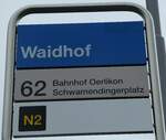 (256'335) - ZVV-Haltestellenschild - Zrich, Waidhof - am 21. Oktober 2023