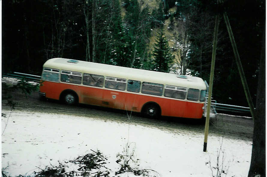 (002'529) - AFA Adelboden - Nr. 24/BE 26'702 - FBW/R&J (ex Steiner, Ortschwaben Nr. 1) im Januar 1988 in Adelboden, Rehrti