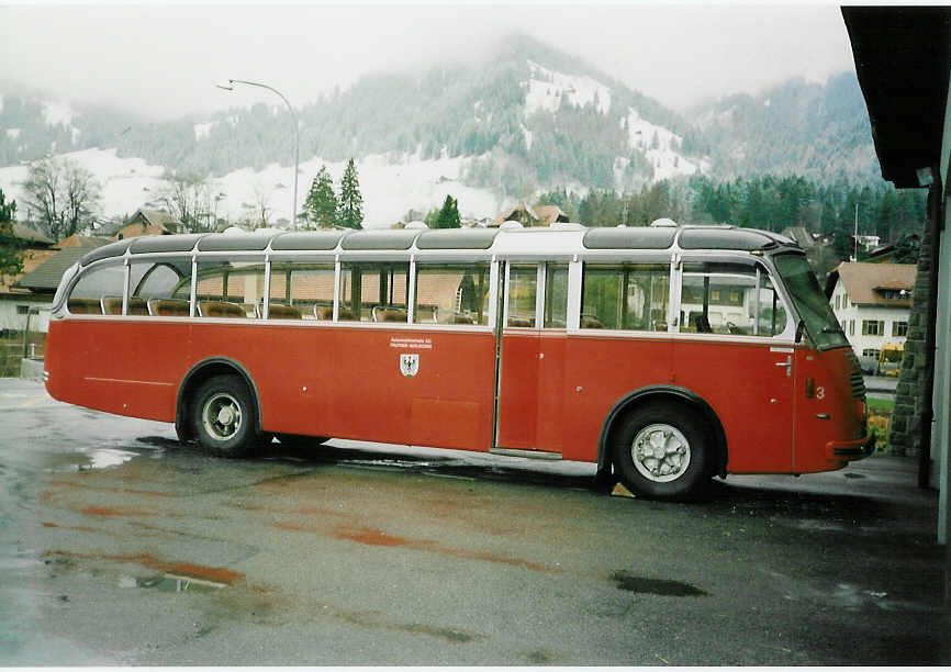 (005'602) - AFA Adelboden - Nr. 3/BE 26'703 - FBW/Gangloff am 25. Mrz 1990 beim Bahnhof Frutigen