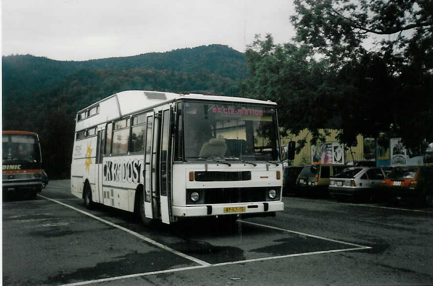 (013'111) - Aus der Tschechoslowakei: CK Radost - AP-57-15 - Karosa Anderthalbdecker am 11. September 1995 in Thun, Seestrasse