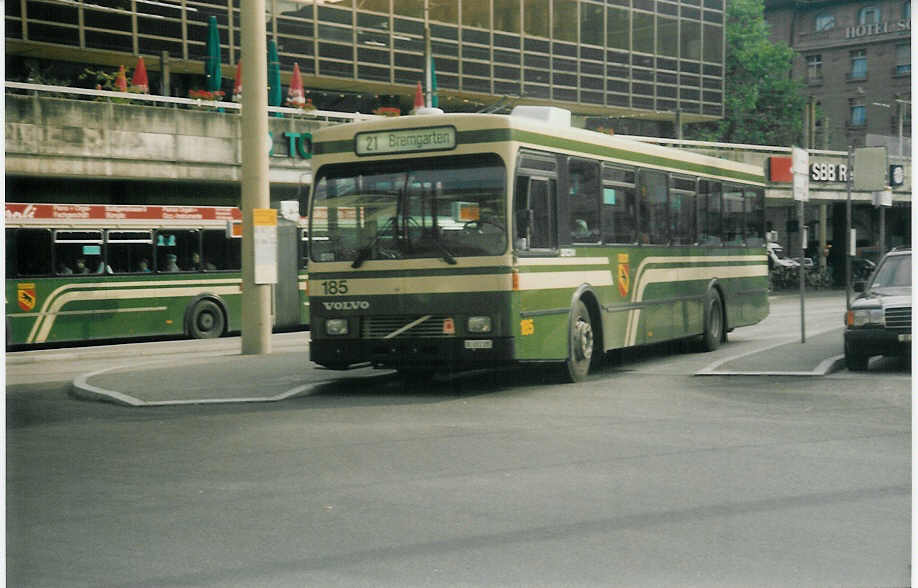 (014'809) - SVB Bern - Nr. 185/BE 451'185 - Volvo/Gangloff am 26. August 1996 beim Bahnhof Bern