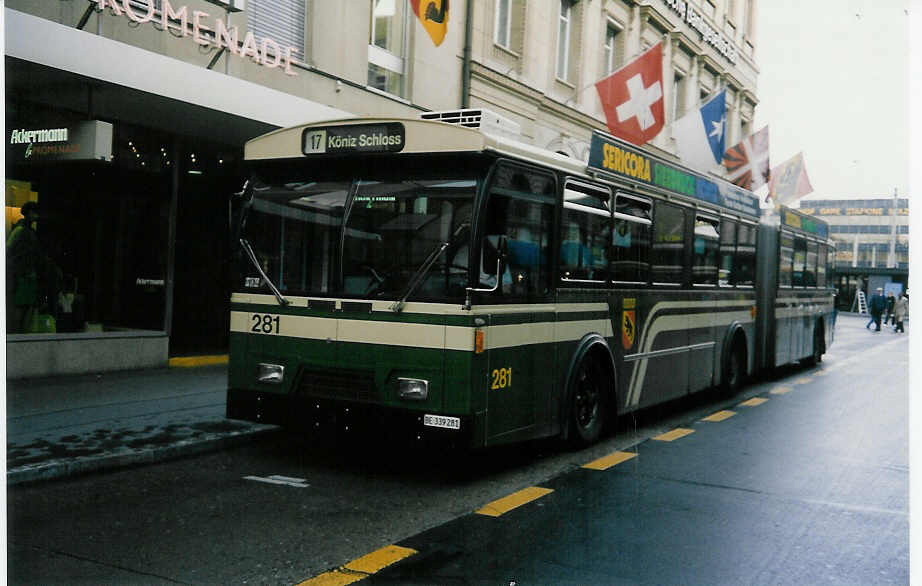 (017'029) - SVB Bern - Nr. 281/BE 339'281 - FBW/Hess-Gangloff am 14. Mai 1997 beim Bahnhof Bern