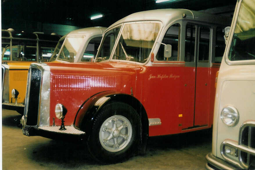 (018'102) - FRAM Drachten - Nr. 9/BE-04-89 - Saurer/R&J (ex Billieux, Martigny; ex Hsler, Rickenbach) am 16. Juli 1997 in Drachten, Autobusmuseum (Teilaufnahme)