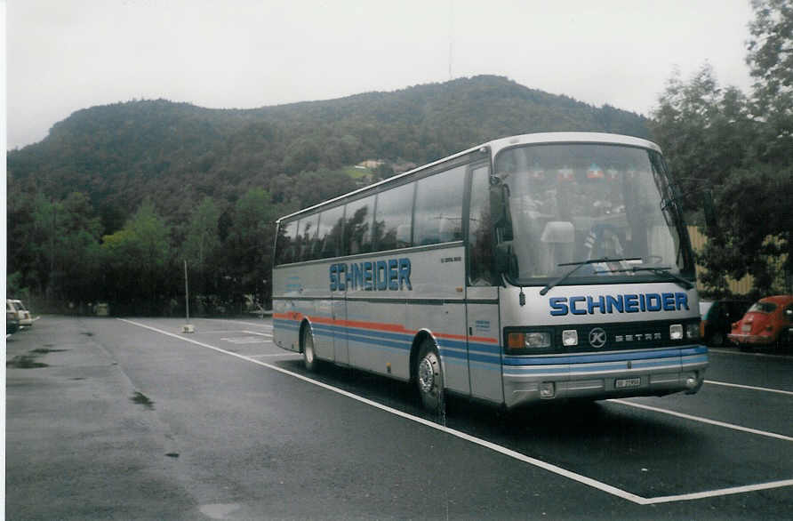 (018'323) - Schneider, Langendorf - SO 21'950 - Setra am 1. August 1997 in Thun, Seestrasse