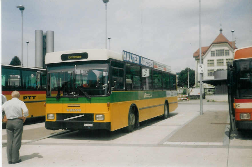 (018'428) - BHW Wil - Nr. 1/TG 108'831 - Volvo/Hess am 3. August 1997 beim Bahnhof Wil