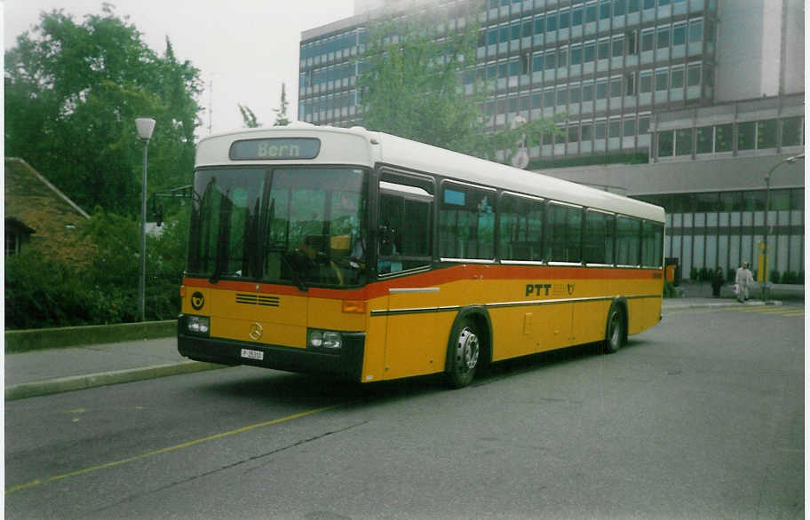 (019'609) - PTT-Regie - P 25'310 - Mercedes/R&J am 22. September 1997 in Bern, Postautostation