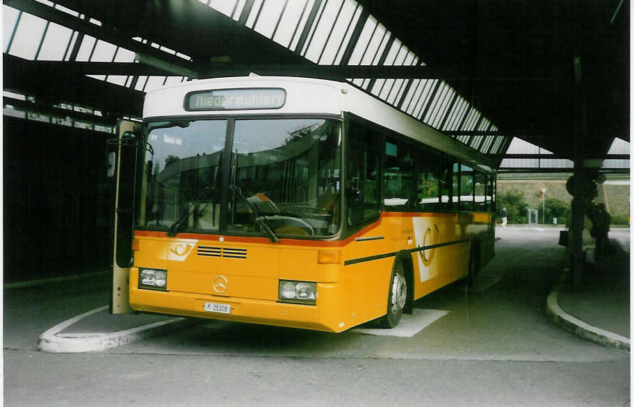 (019'610) - PTT-Regie - P 25'308 - Mercedes/R&J am 22. September 1997 in Bern, Postautostation