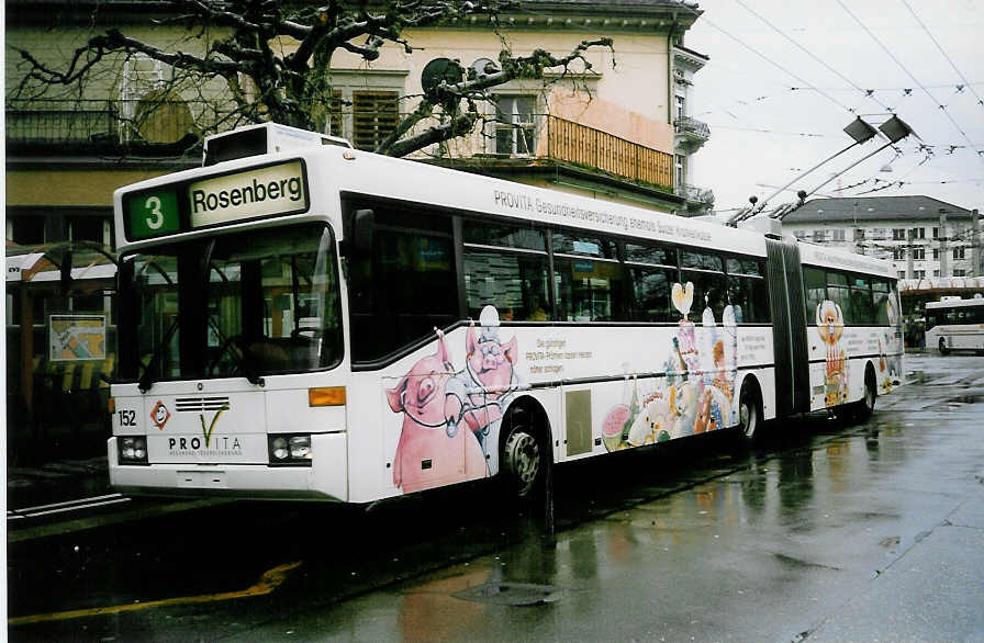 (022'516) - WV Winterthur - Nr. 152 - Mercedes Gelenktrolleybus am 18. April 1998 beim Hauptbahnhof Winterthur