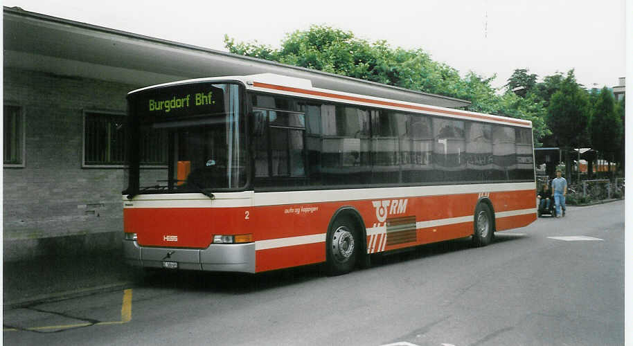 (024'016) - AAGK Koppigen - Nr. 2/BE 368'690 - Volvo/Hess am 10. Juli 1998 beim Bahnhof Burgdorf