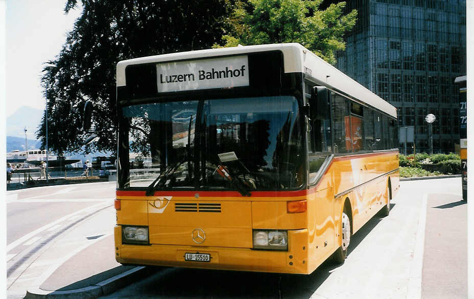 (024'912) - Bucheli, Kriens - Nr. 25/LU 15'510 - Mercedes am 20. Juli 1998 beim Bahnhof Luzern