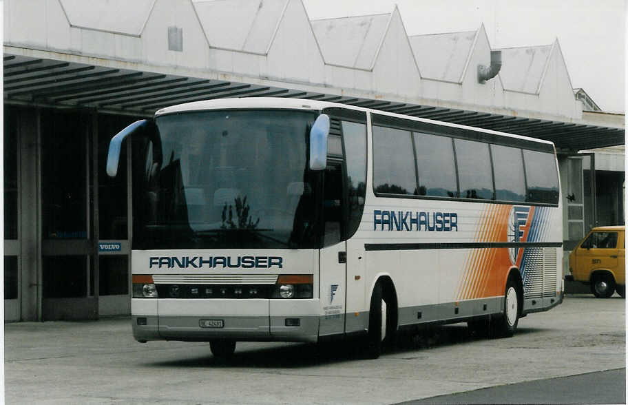 (025'103) - Fankhauser, Sigriswil - BE 42'491 - Setra am 4. August 1998 in Thun, Garage STI