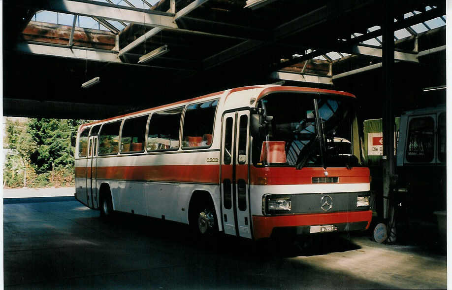(026'133) - Schweizer Armee - M+79'567 - Mercedes am 18. September 1998 in Thun, Garage STI
