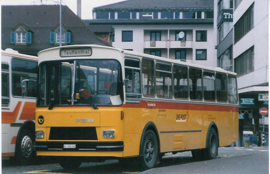 (027'802) - Burri, Teuffenthal - BE 336'192 - FBW/R&J am 3. November 1998 beim Bahnhof Thun