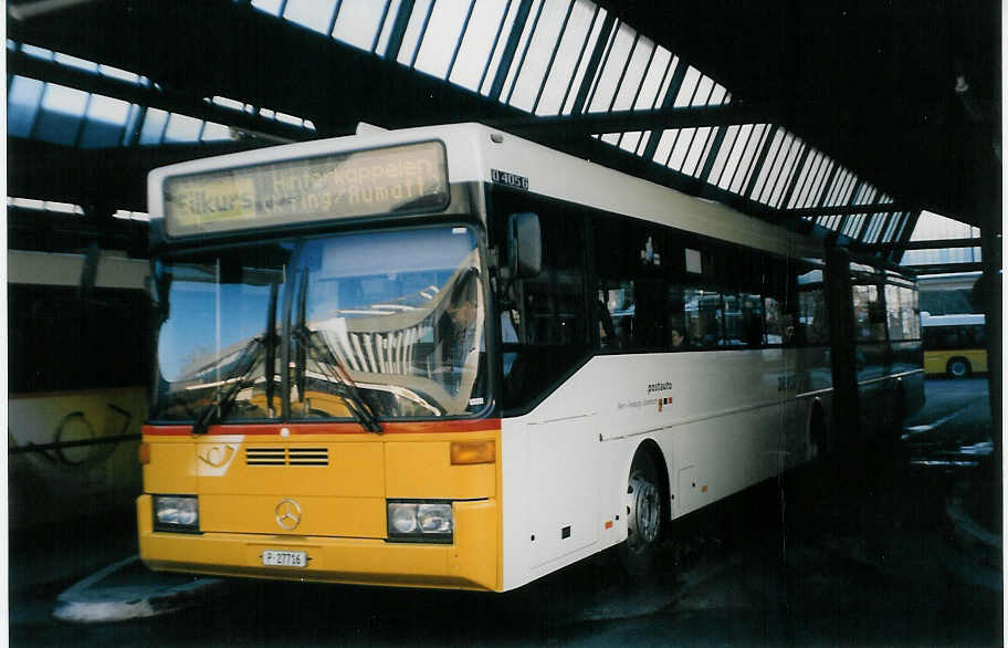 (028'422) - PTT-Regie - P 27'716 - Mercedes am 29. Dezember 1998 in Bern, Postautostation