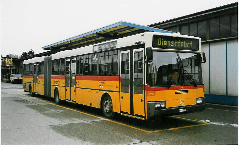 (029'808) - PTT-Regie - P 27'709 - Mercedes am 1. Mrz 1999 in Bern, Automobilwerksttte
