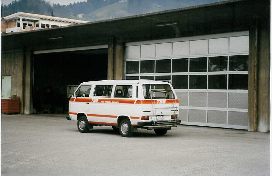 (030'305) - STI Thun - Nr. 40/BE 317'241 - VW (ex TSG Blumenstein Nr. 12) am 19. Mrz 1999 in Thun, Garage