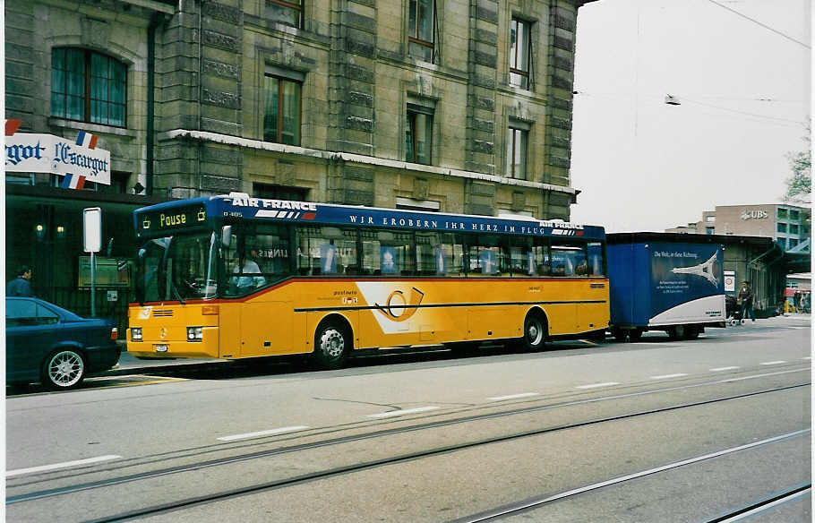 (031'118) - PTT-Regie - P 25'500 - Mercedes am 26. April 1999 beim Bahnhof Basel