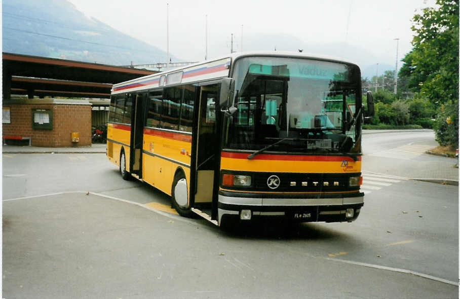 (032'633) - Aus Liechtenstein: Frommelt, Vaduz - FL 2605 - Setra am 26. Juni 1999 beim Bahnhof Sargans