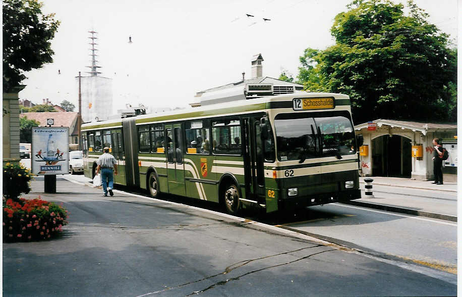 (034'109) - SVB Bern - Nr. 62 - Volvo/R&J Gelenktrolleybus am 12. Juli 1999 in Bern, Brengraben