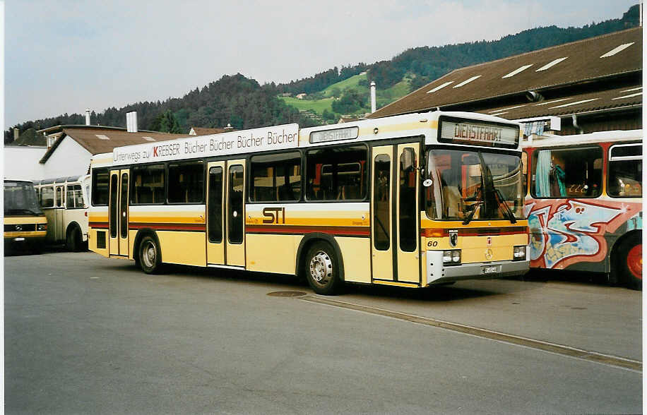 (034'932) - STI Thun - Nr. 60/BE 452'460 - Mercedes/R&J am 27. Juli 1999 in Thun, Garage