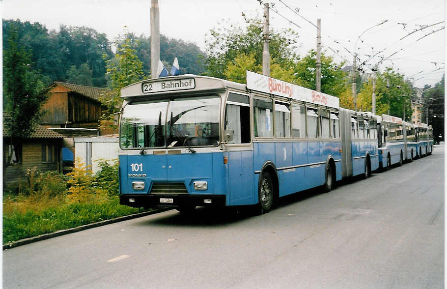 (035'625) - VBL Luzern - Nr. 101/LU 15'006 - Volvo/Hess am 28. August 1999 in Luzern, Depot
