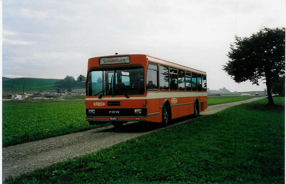 (037'024) - BSU Solothurn - Nr. 39/BE 253'492 - FBW/R&J (ex RBS Worblaufen Nr. 4) am 19. September 1999 bei Nennigkofen